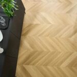 Βινυλικό Δάπεδο SPC ARBITON Amaron Chevron MENOR OAK, 600 x 120 x 5mm 23, 33, 42 Class - Image 3