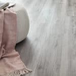 Βινυλικό Δάπεδο SPC ARBITON ALASKAN OAK με ενσωματωμένο υπόστρωμα, 1511 x 229 x 6.3mm 23 , 33, 42 Class - Image 3