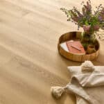 Βινυλικό Δάπεδο SPC ARBITON HIGHLANDS OAK EIR με ενσωματωμένο υπόστρωμα, 1220 x 229 x 5.3mm 23, 33, 42 Class - Image 2